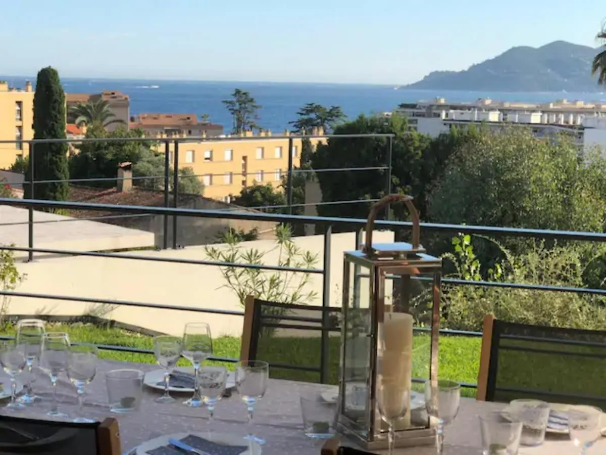 Appartamento B002 - Superbe Appartement Avec Vue Mer Et Piscine Cannes